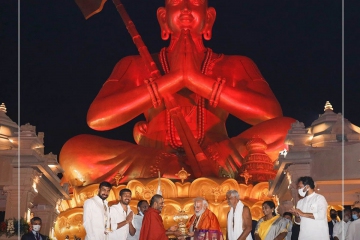 Statue-of-Equality-013