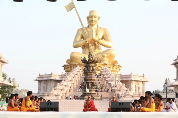 Statue-of-Equality-014